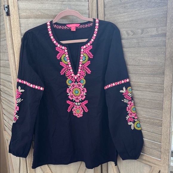 Lilly Pulitzer Tops - Lilly Pulitzer  Navy Blue Tunic with multi color Embroidery size large pre owned